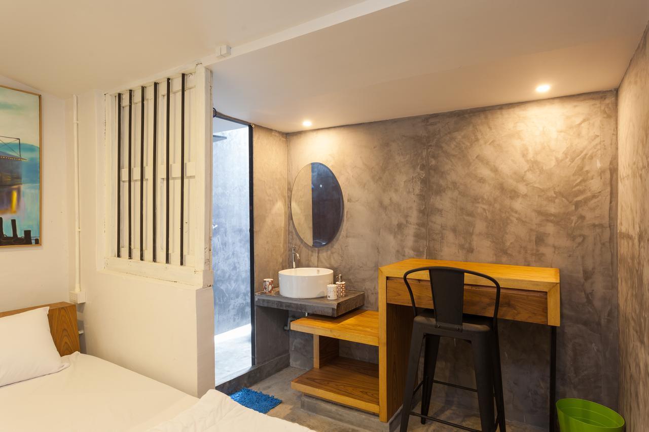 Feel Good Hostel Phuket Exterior foto